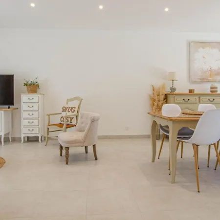 Au Jardin D'olga Holiday home Mesnil-Saint-Pere
