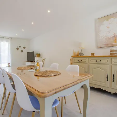 Au Jardin D'olga Holiday home *
