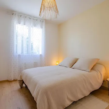 Au Jardin D'olga Holiday home *